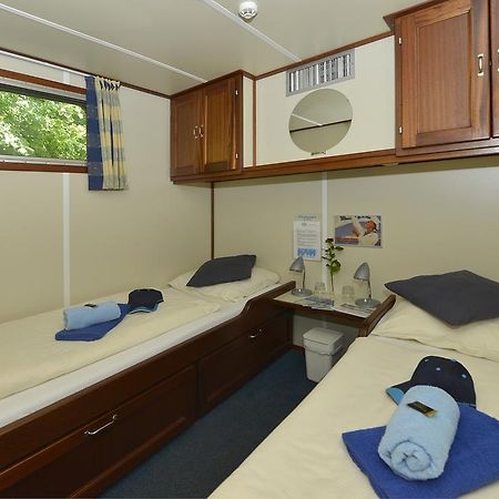 Ms Mecklenburg Hotelschiff เบอร์ลิน ภายนอก รูปภาพ